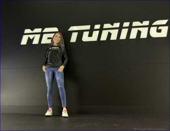 1:18 Jenny LBWK Tuning Team Figur